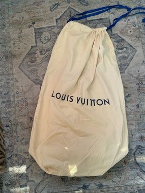 Louis Vuitton Drawstring Dust Bag in Cream with Blue Logo